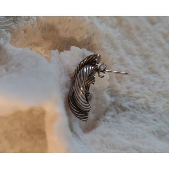 Vintage Dark Silver Post Earrings Textured - Picture 4 of 4